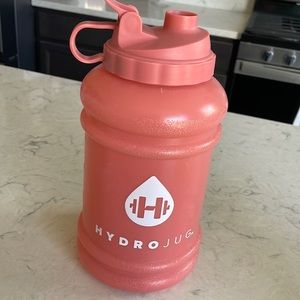 Hot coral hydrojug